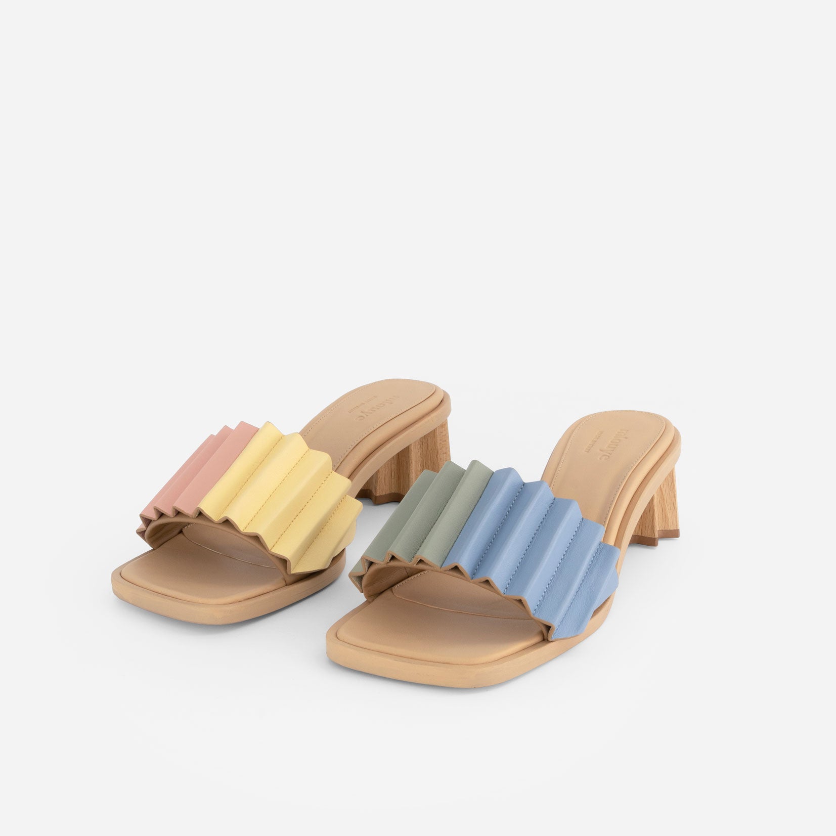Louise Heeled Slide - Gummy