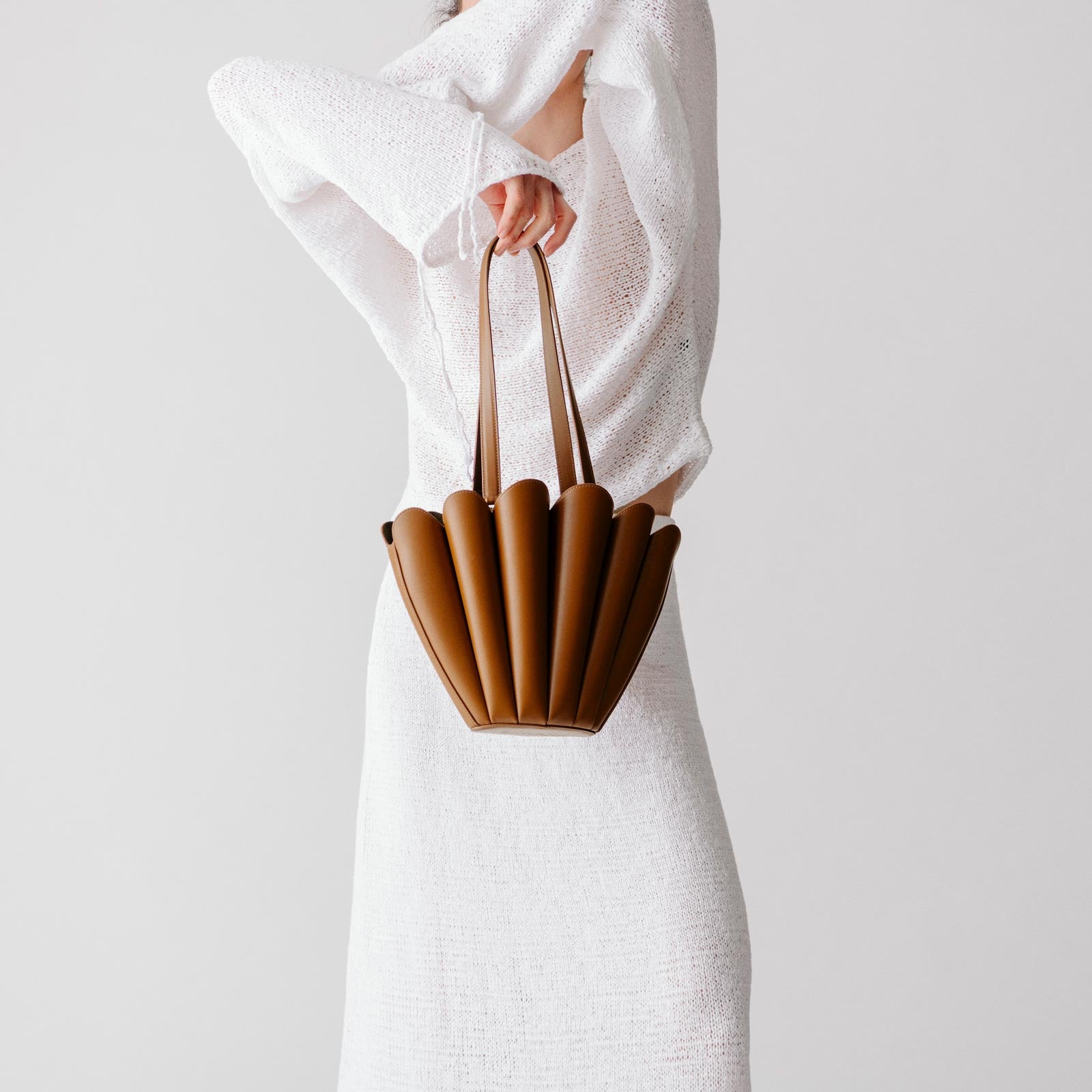 Mini Seashell Tote - Tan
